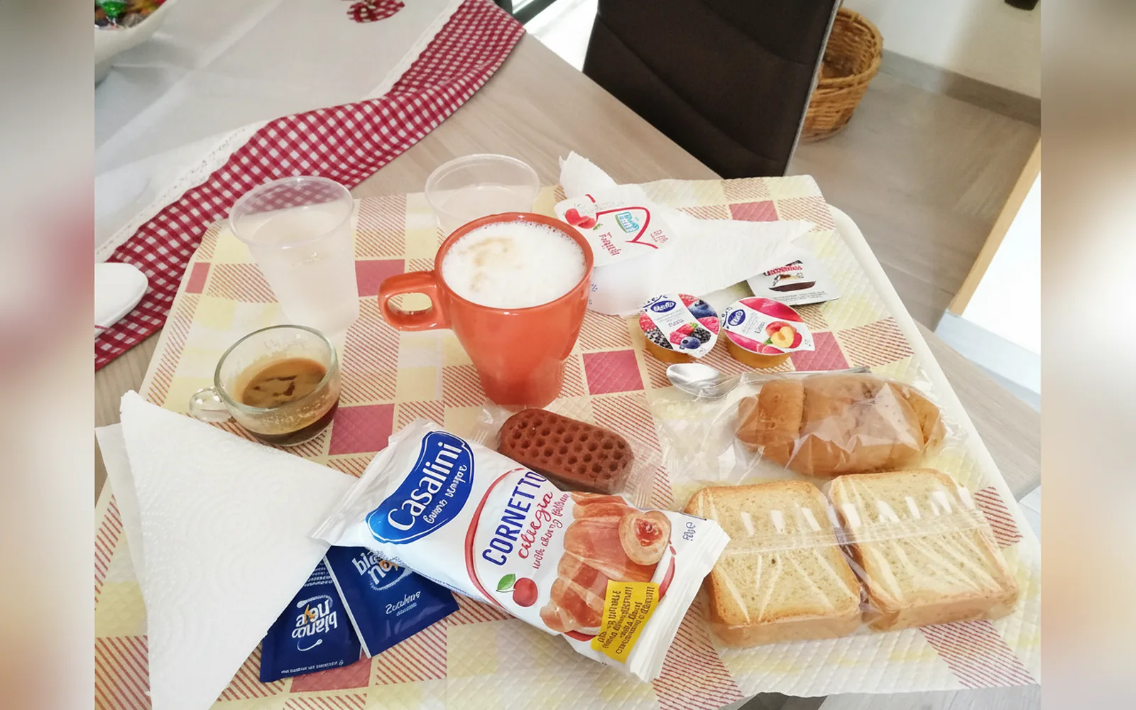Camera con bagno privato — B&B Una terrazza sul mare, Agropoli (foto 90)
